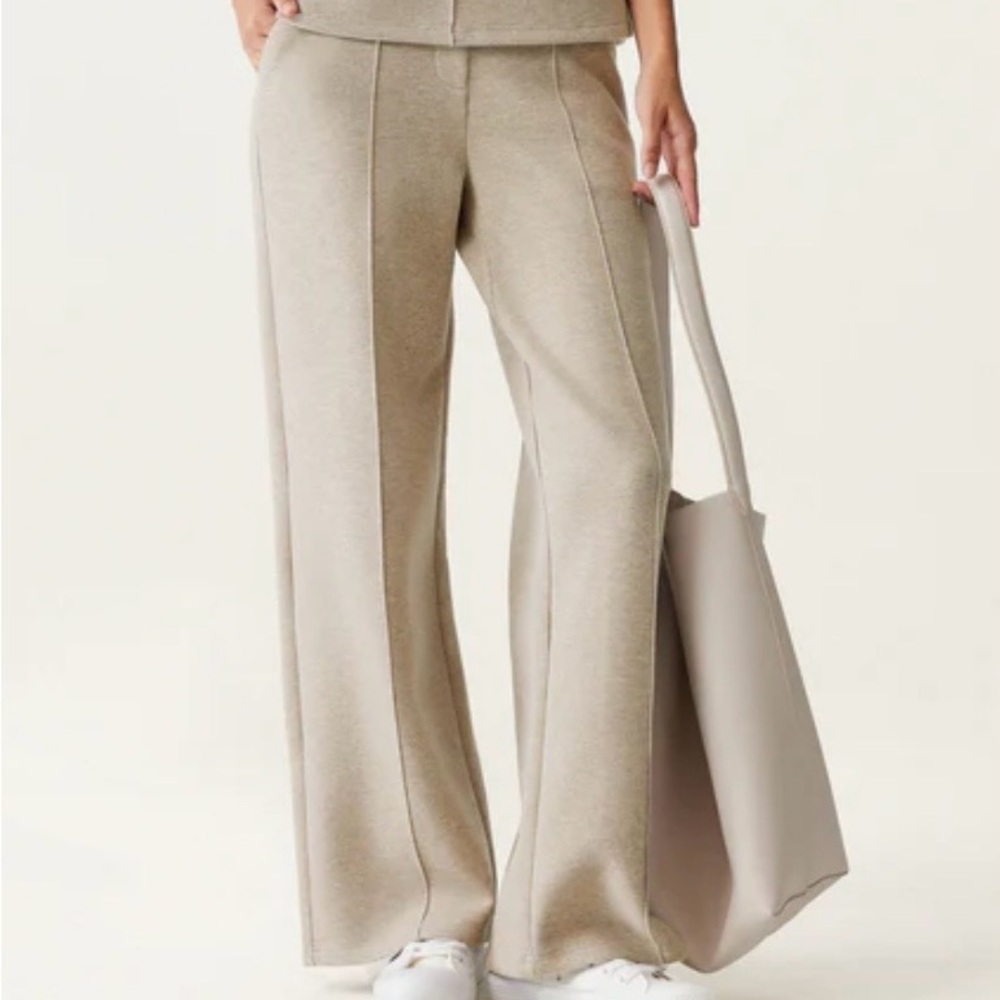 Elegant Beige Women's Pants